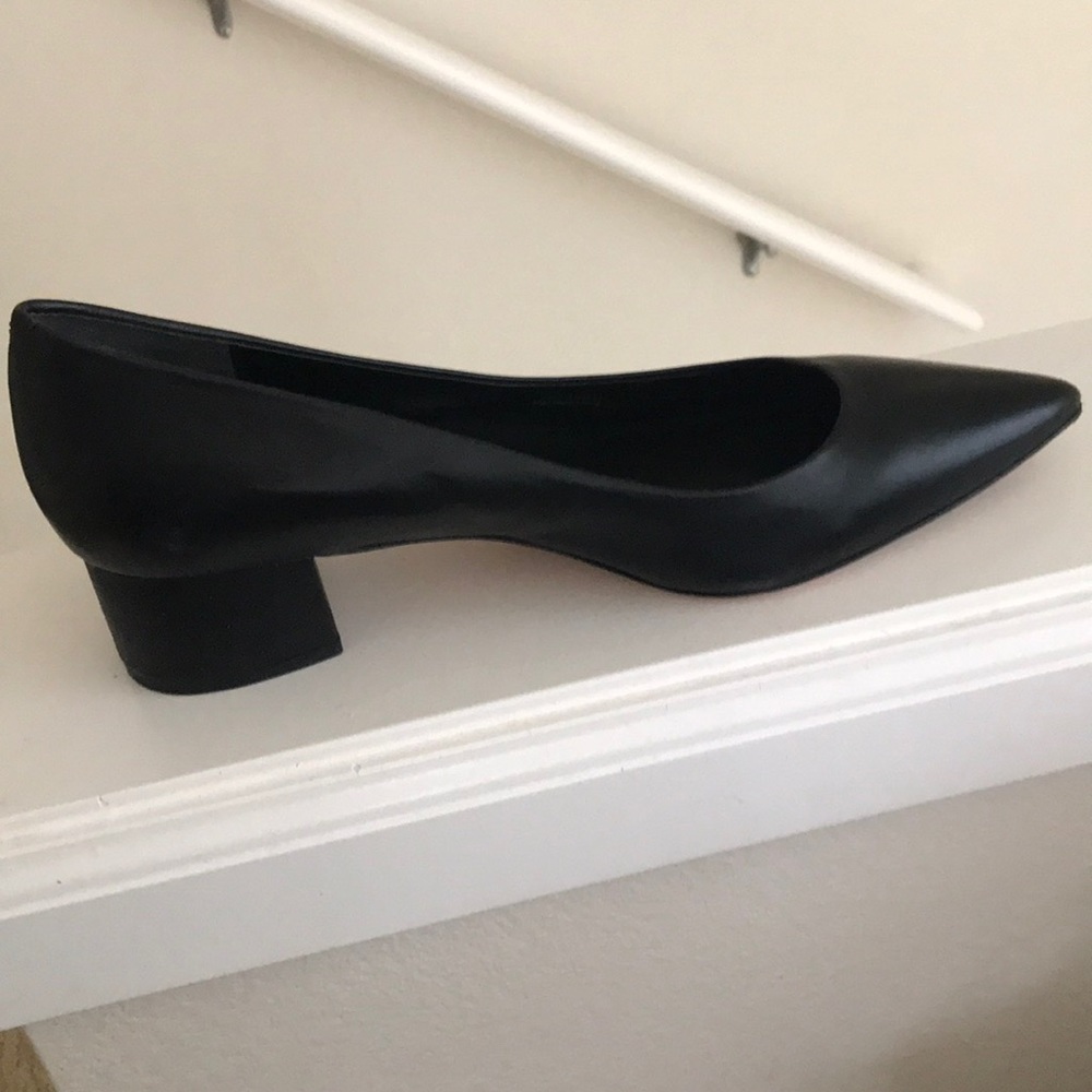 Via Spiga Guervie Leather Block Heel Pump